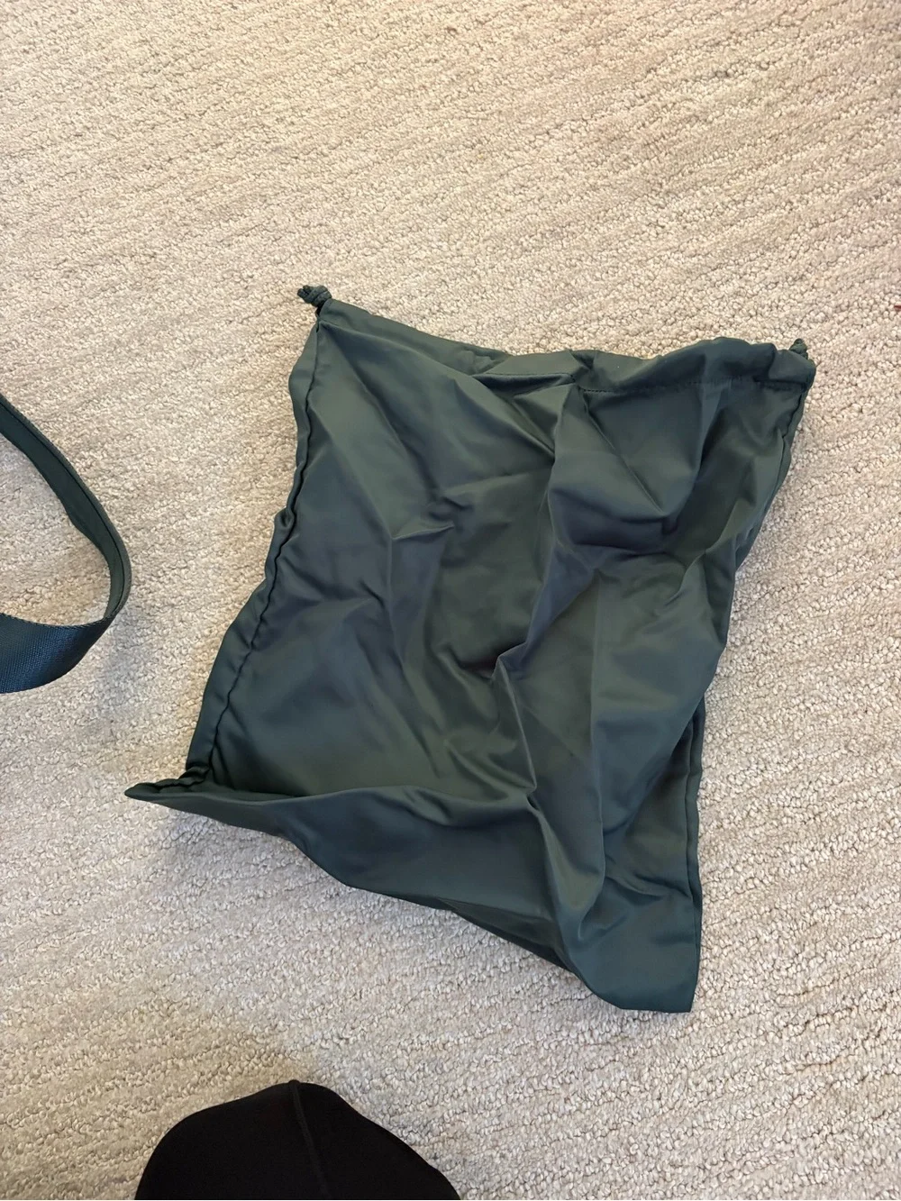 lululemon athletica spacious dark
